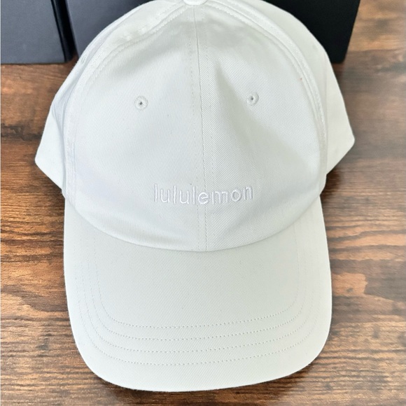 LULU LEMON Baseball hat - Picture 1 of 4